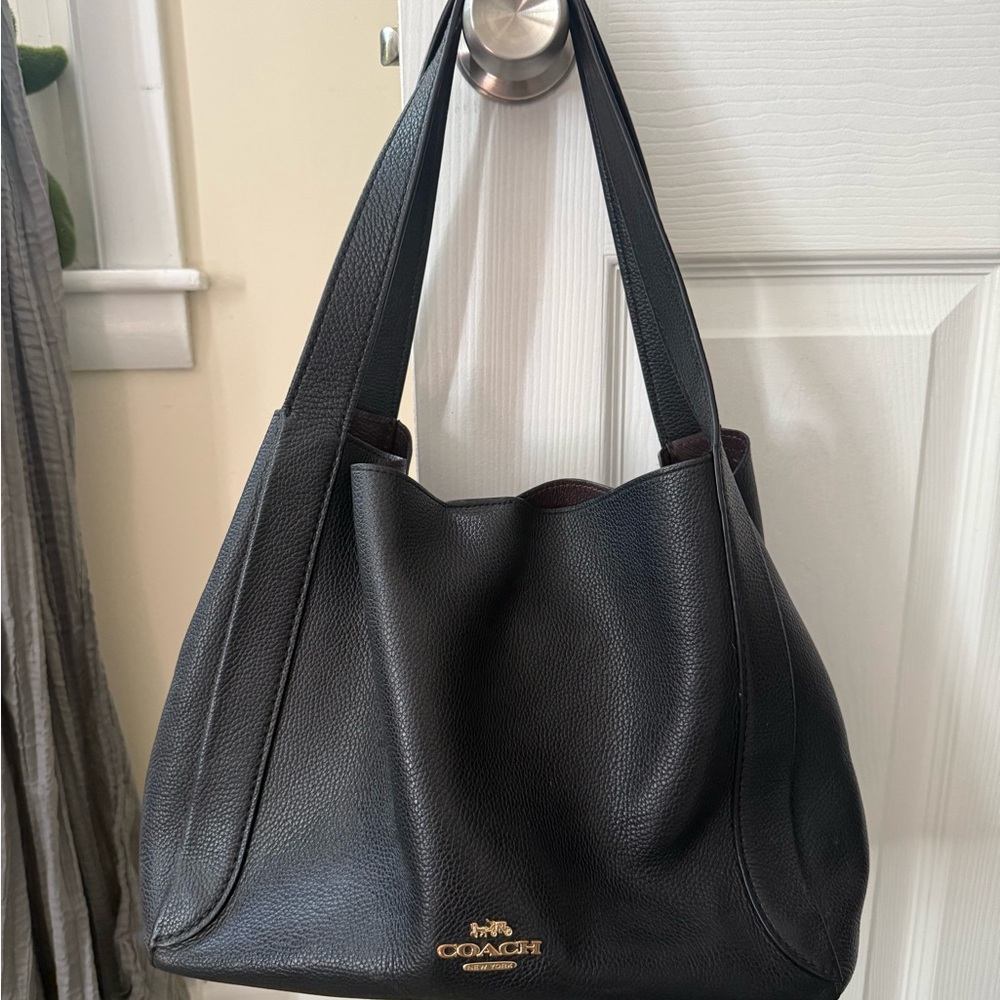 Coach Black Leather Shoulder Bag